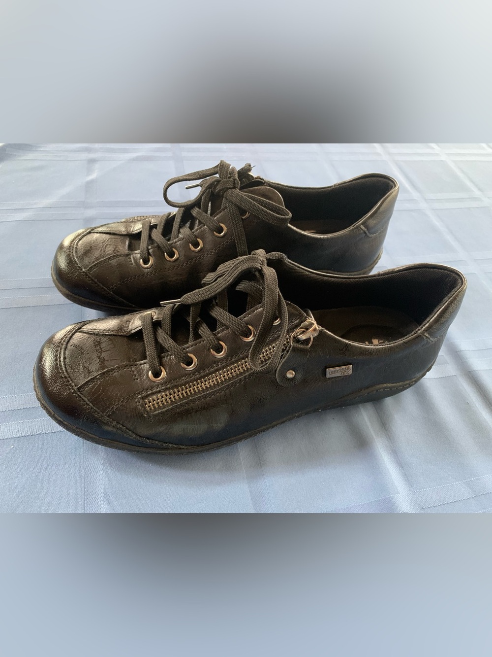 Remonte Black Lace-Up Sneakers with Side Zipper